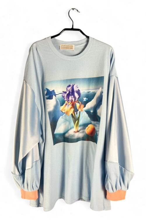 Cold Blue Antarctica Iris Long Sleeve T-Shirt