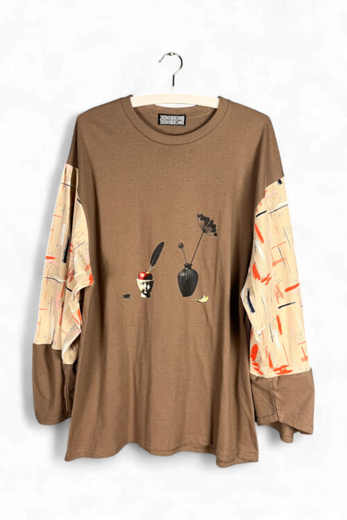 Still Life Top in Cream and Burgundy Still Life Top in Cream and Burgundy