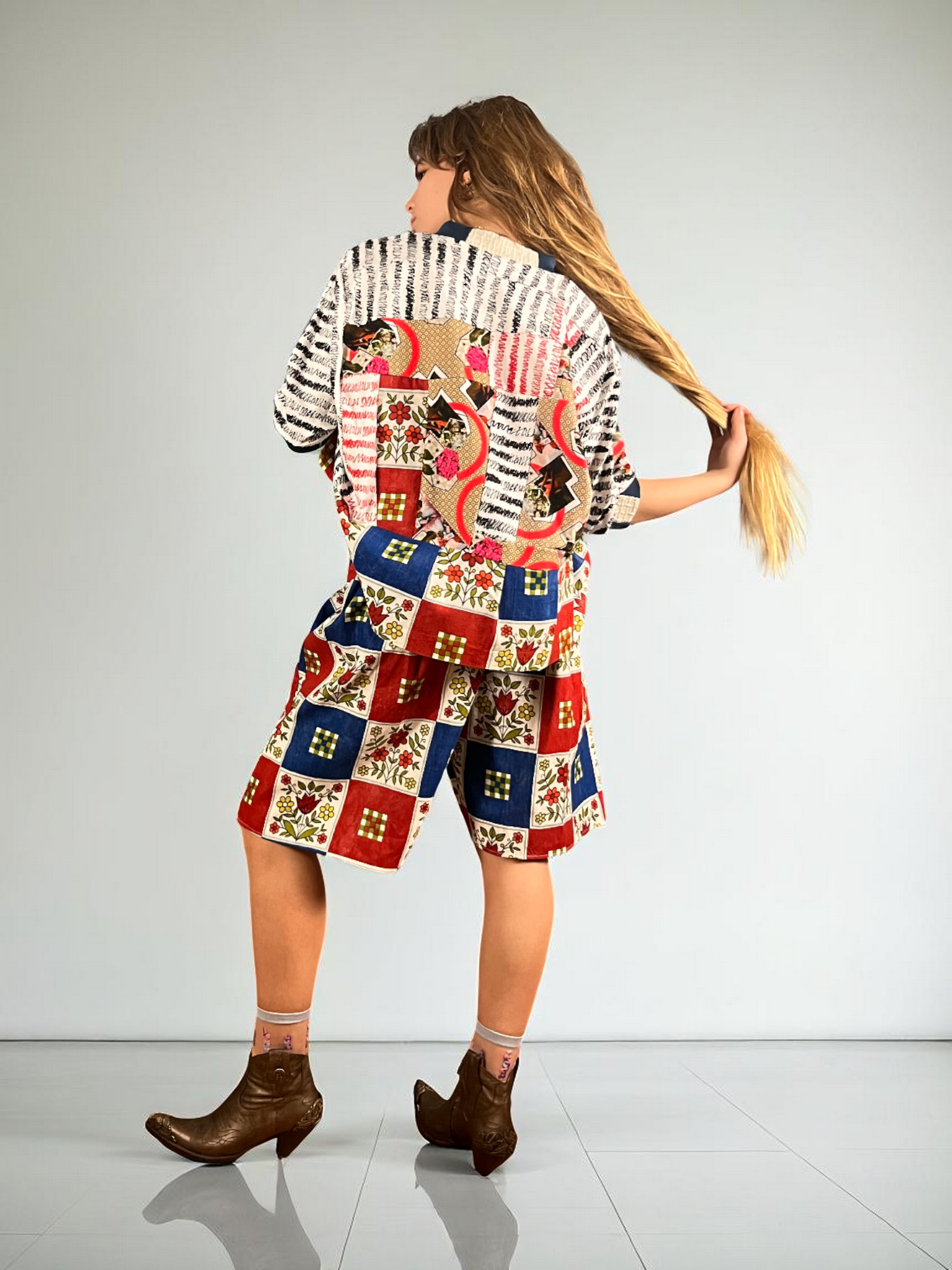 Creative Patchwork Top Red Blue Floral Print Creative Patchwork Top Red Blue Floral Print