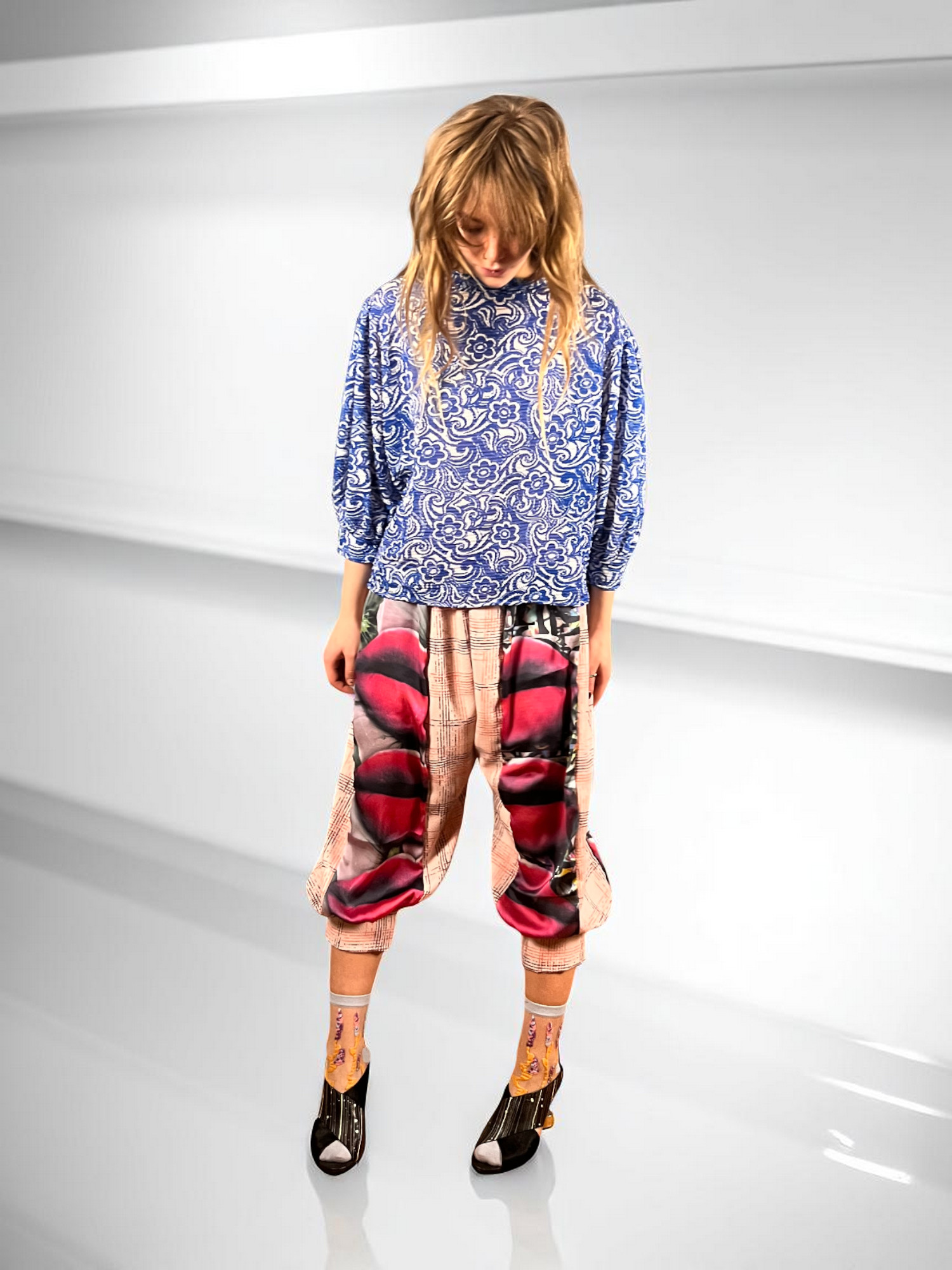 Blue Floral Top with Sunset Back Print Blue Floral Top with Sunset Back Print