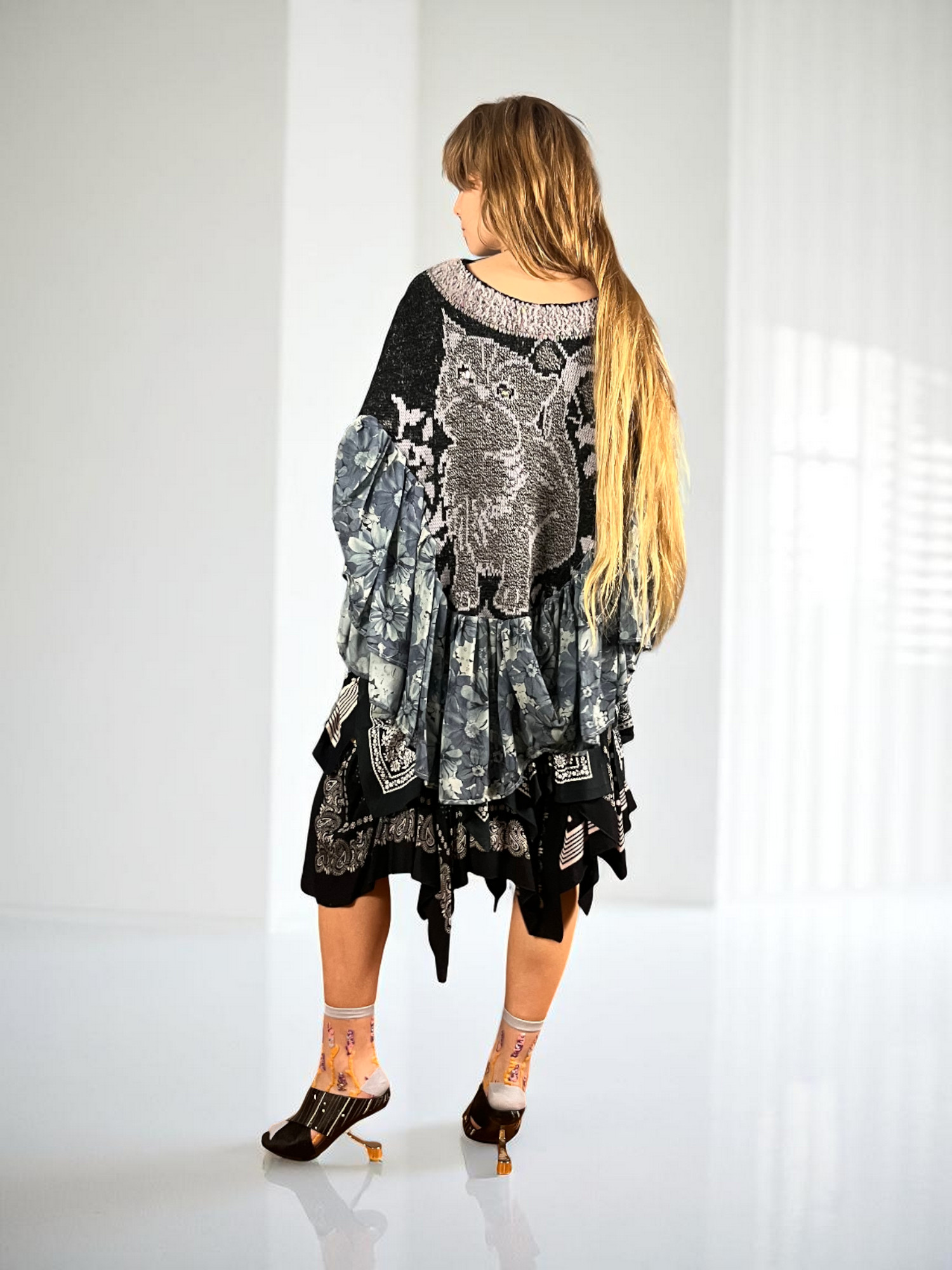 Upcycled Scarf Skirt Black White Gold Patchwork Upcycled Scarf Skirt Black White Gold Patchwork