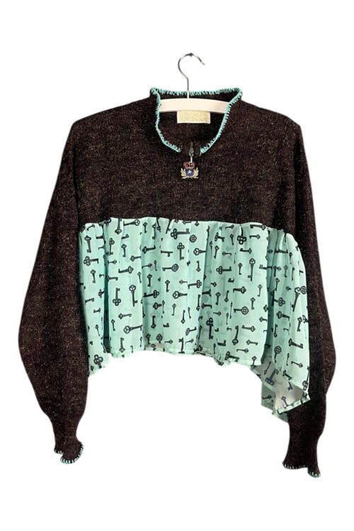 Key Print Cropped Sweater in Mint and Black