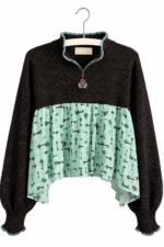 Key Print Cropped Sweater in Mint and Black